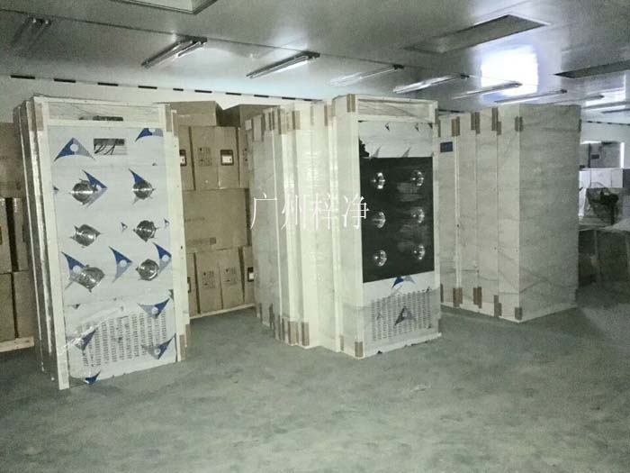 風(fēng)淋室生產(chǎn)組裝車(chē)間 風(fēng)淋室生產(chǎn)組裝車(chē)間